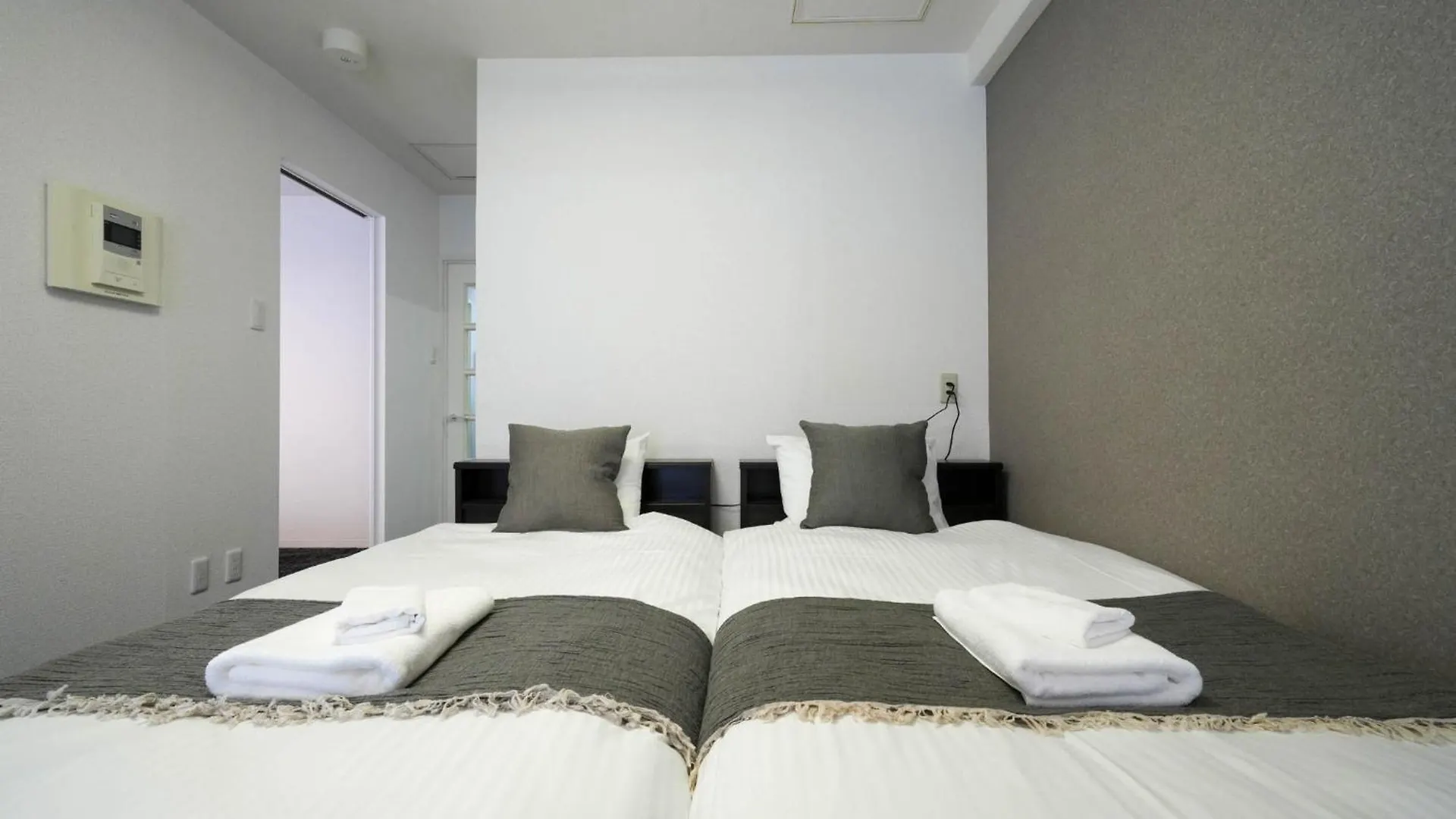 Daire 37Th Matsui Building 303, 901, 1002 - Vacation Stay 79206V Sapporo